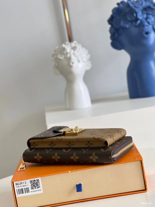 VERTICAL TRUNK LOUIS VUITTON 0817